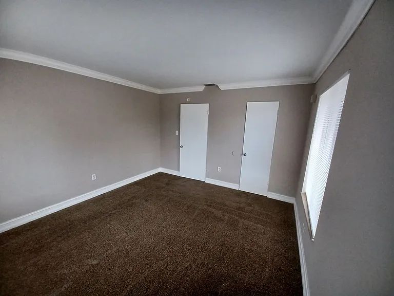 1830 Maravilla Ave #212 — Photo 23