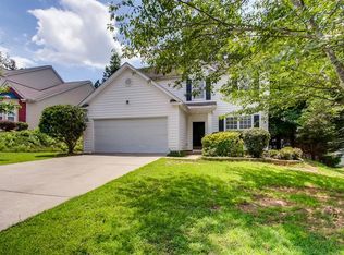 1208 Everwood Dr SW, Marietta, GA 30008