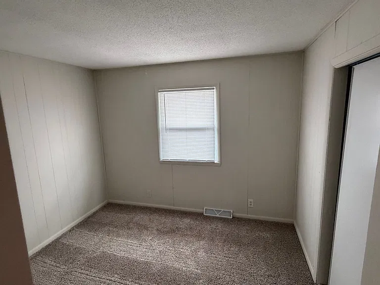 3419 Willow Rd — Photo 11