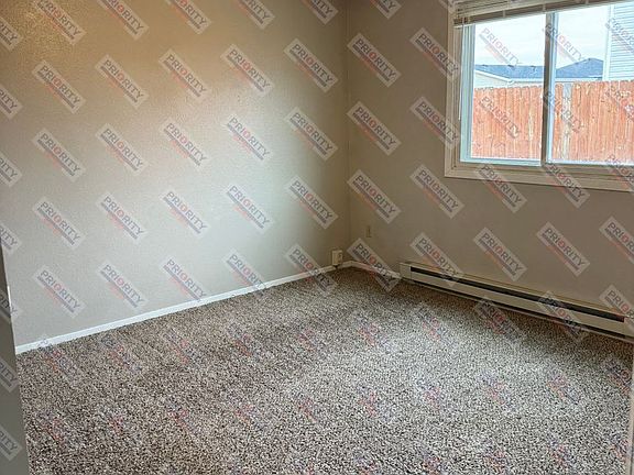 4th image of 532 Oregon Ave APT 1