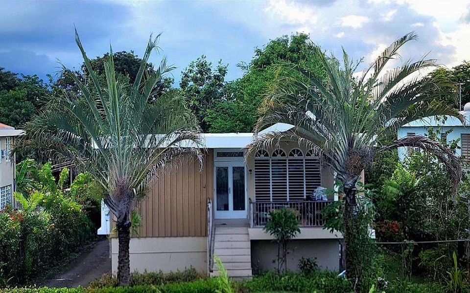 1st image of 2 Calle Crisantemo Golden Hls