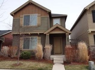 2737 NW Cedar Ave, Redmond, OR 97756