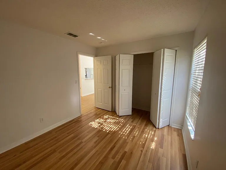 15327 Lafite Ln — Photo 15