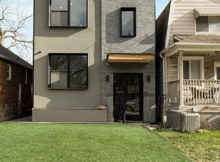 625 Harvie Ave #2, Toronto, ON M6E 4M4