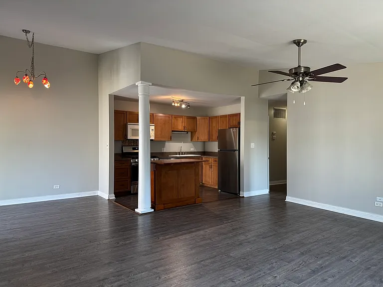 476 Harrison Ct — Photo 5