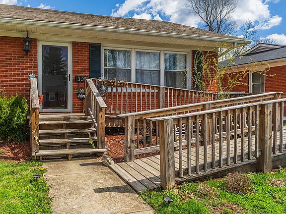 3rd image of 339 Hillcrest Dr