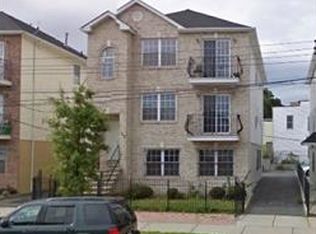 702 Broadway, Newark, NJ 07104