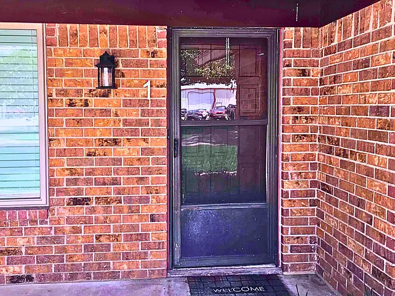 3000 Keller Hicks Rd #1 — Photo 3