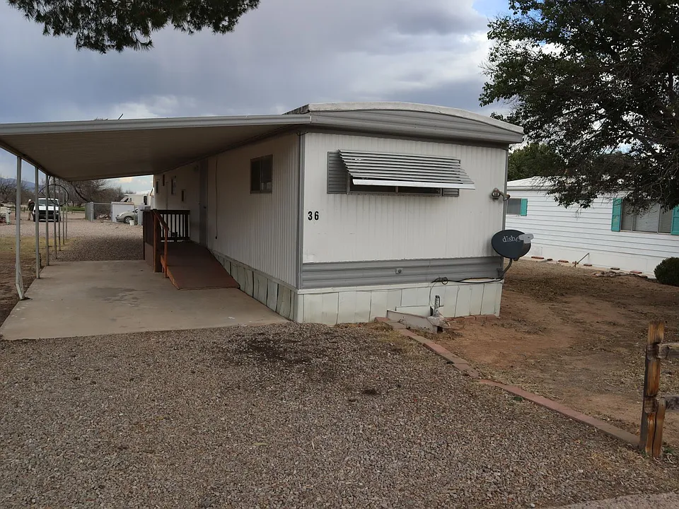 790 Greenlane #36