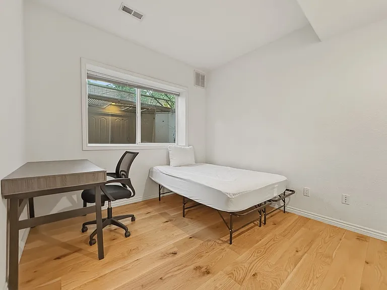 4324 Clay Commons Ct — Photo 19