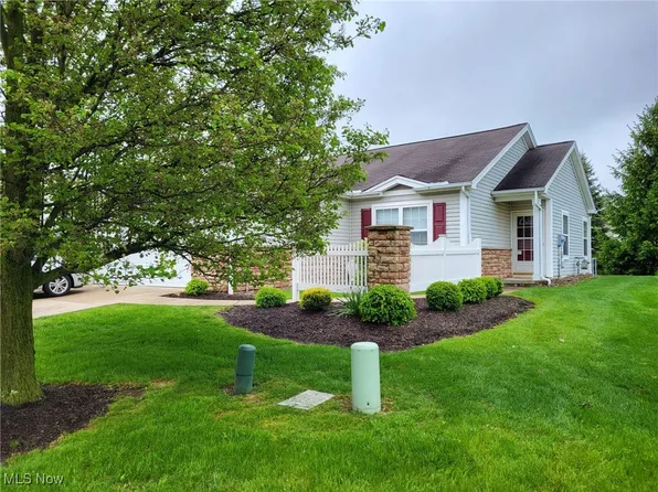 5495 Peachtree Ln N, Cleveland, OH 44134