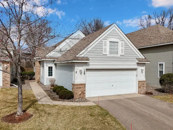129 Christenson Ct NE, Fridley, MN 55432