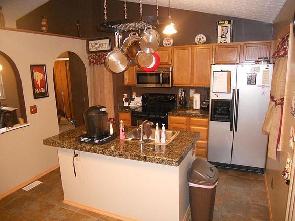 2nd image of 2222 Golden Leaf Ln