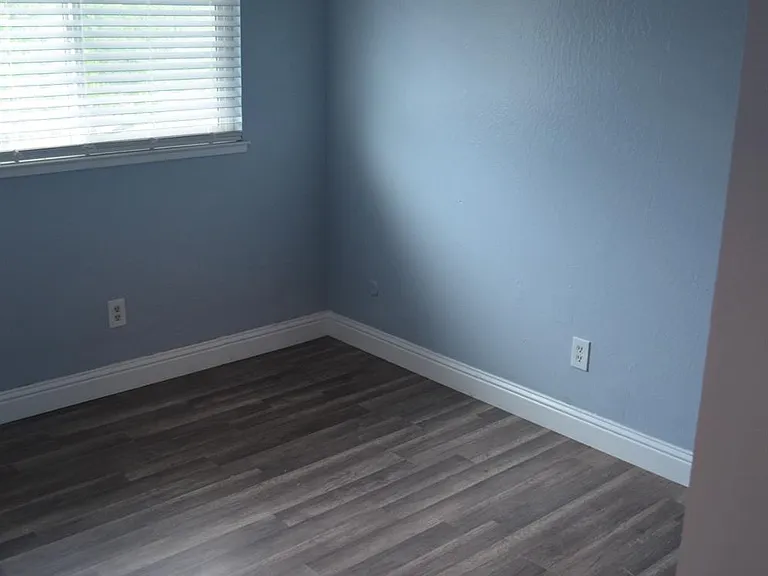 5953 Bamford Dr — Photo 28