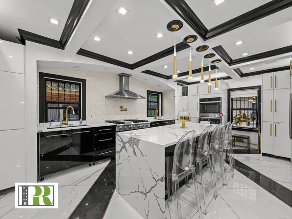 1024 East 26th Street image 7 of 16