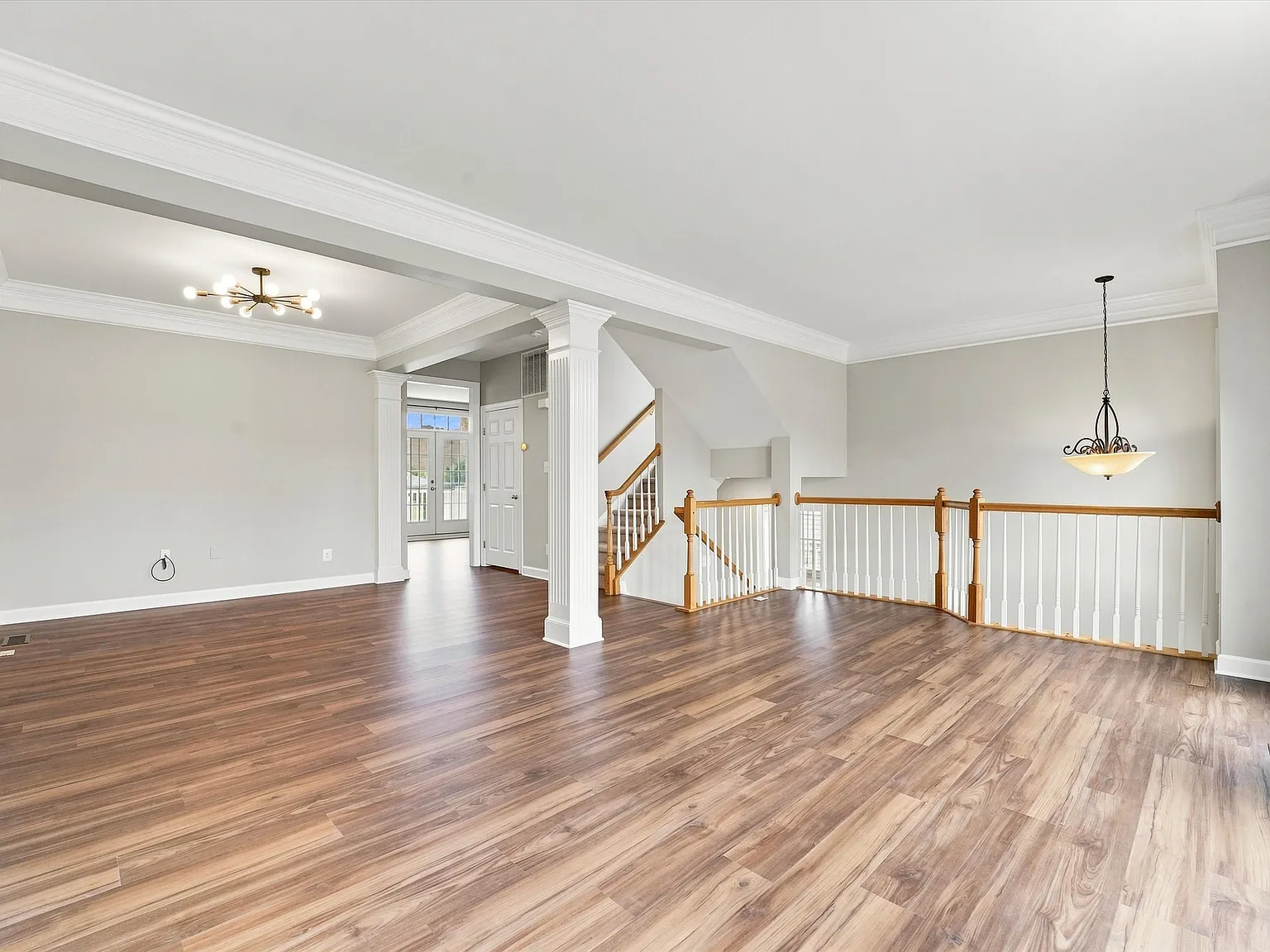 3 bed, 2.5 bath, 2015 sqft, $2,995 — Photo 4