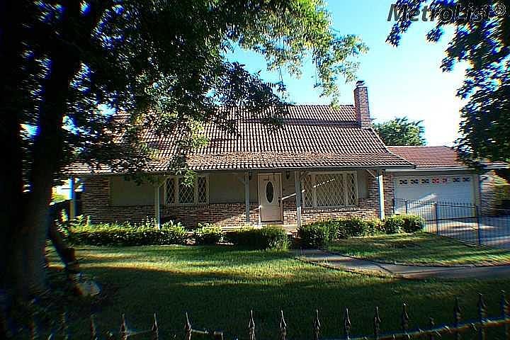 1st image of 3141 Country Club Blvd