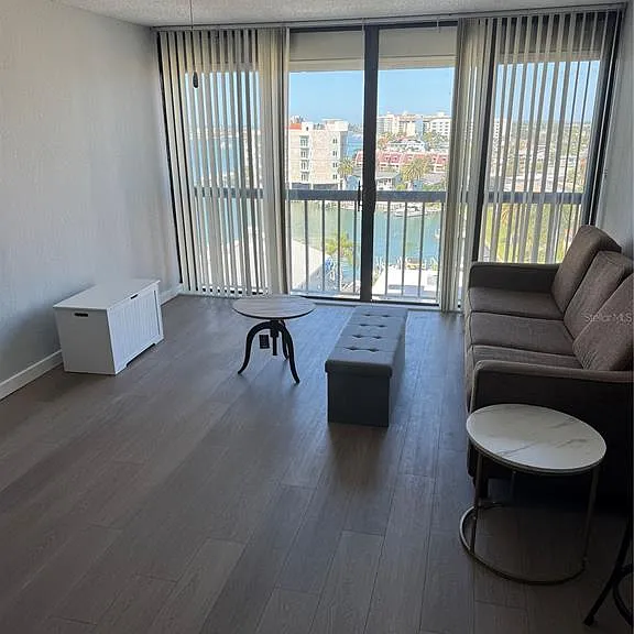 255 Dolphin Point #809 — Photo 5