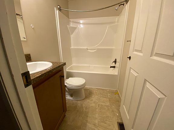 3rd image of 13572 Oaktree Ct #300