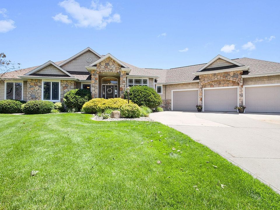 1st image of 57630 Hearth Stone Ct