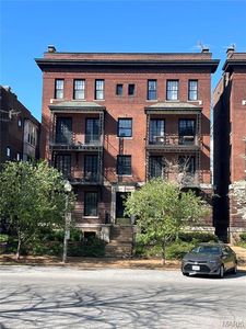 4943 Laclede Ave APT 3W, Saint Louis, MO, 63108