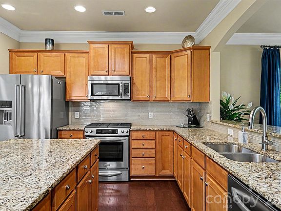 5th image of 3016 Chipper Ct