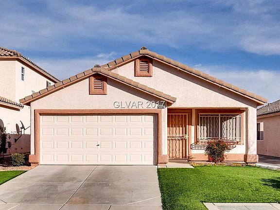 2nd image of 4632 Swaying Palms Dr