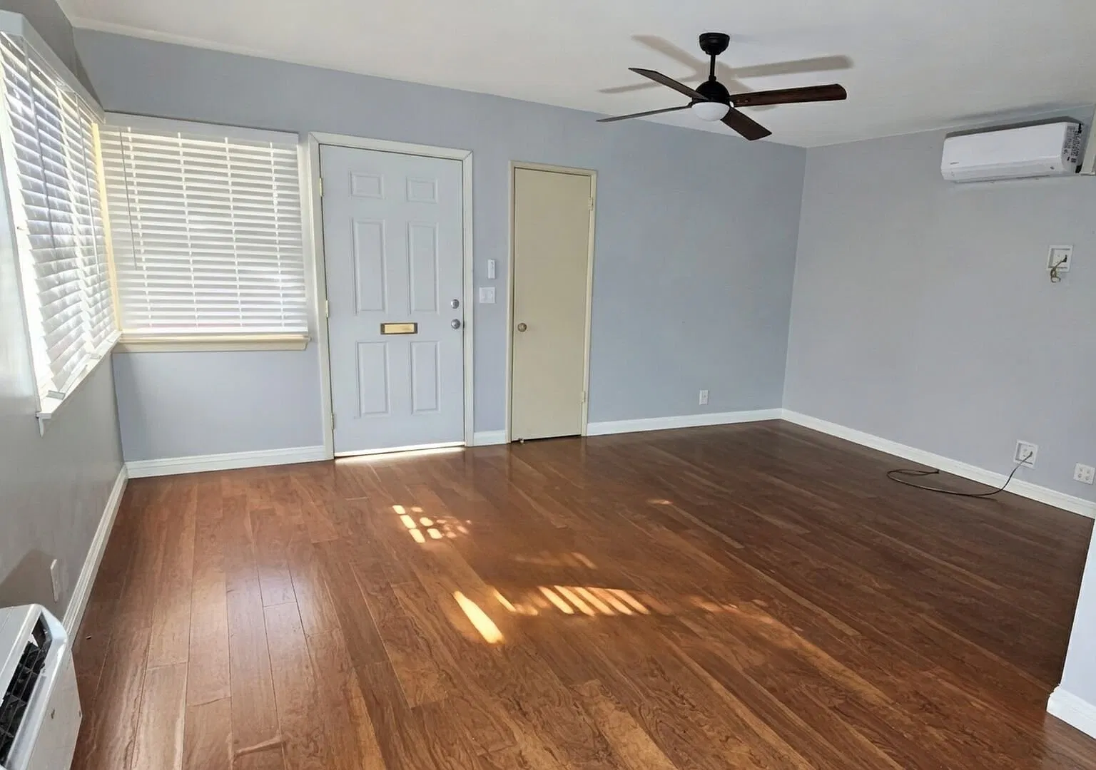 755 W Foothill Blvd Glendora 91741 (2 Bed / 1 Bath) — Photo 4