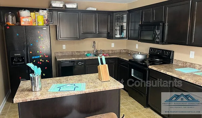 182 Forestbrook Dr — Photo 6