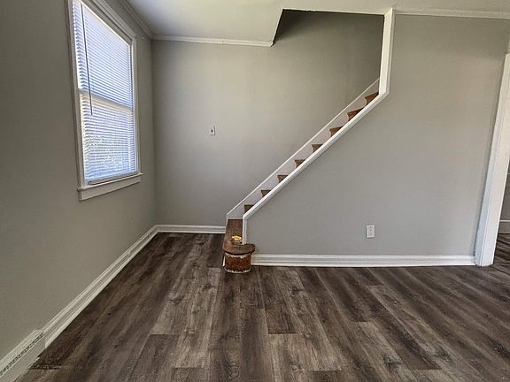 5th image of 3923 Peyton Ave