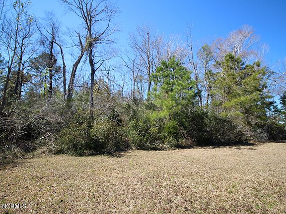 3rd image of 209 Long Creek Dr