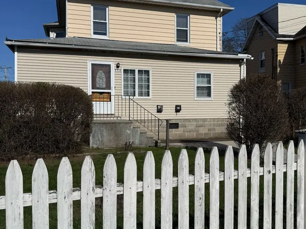 134 Woodward Ave #2, Norwalk, CT 06854