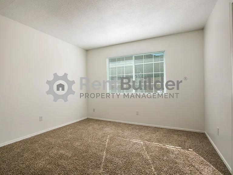 10749 Capricorn Pl NW — Photo 16
