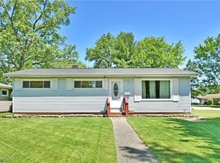 1301 Moorelene Dr, Girard, OH 44420