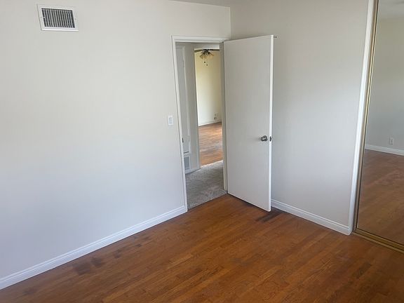 4th image of 209 Vallerio Ave