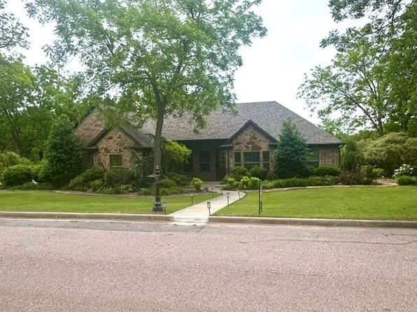 32 Wilderness Rd S, Calera, OK 74730