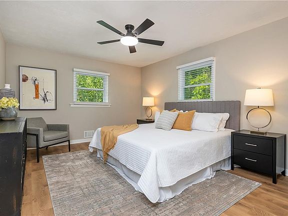 5th image of 2276 Miriam Ln
