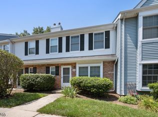 409 Cheshire Ct, Somerset, NJ