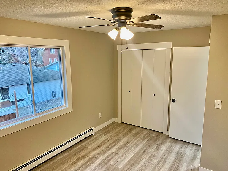4310 Grainwood Cir NE — Photo 8