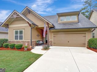 16 Redlevel Walk, Newnan, GA 30265