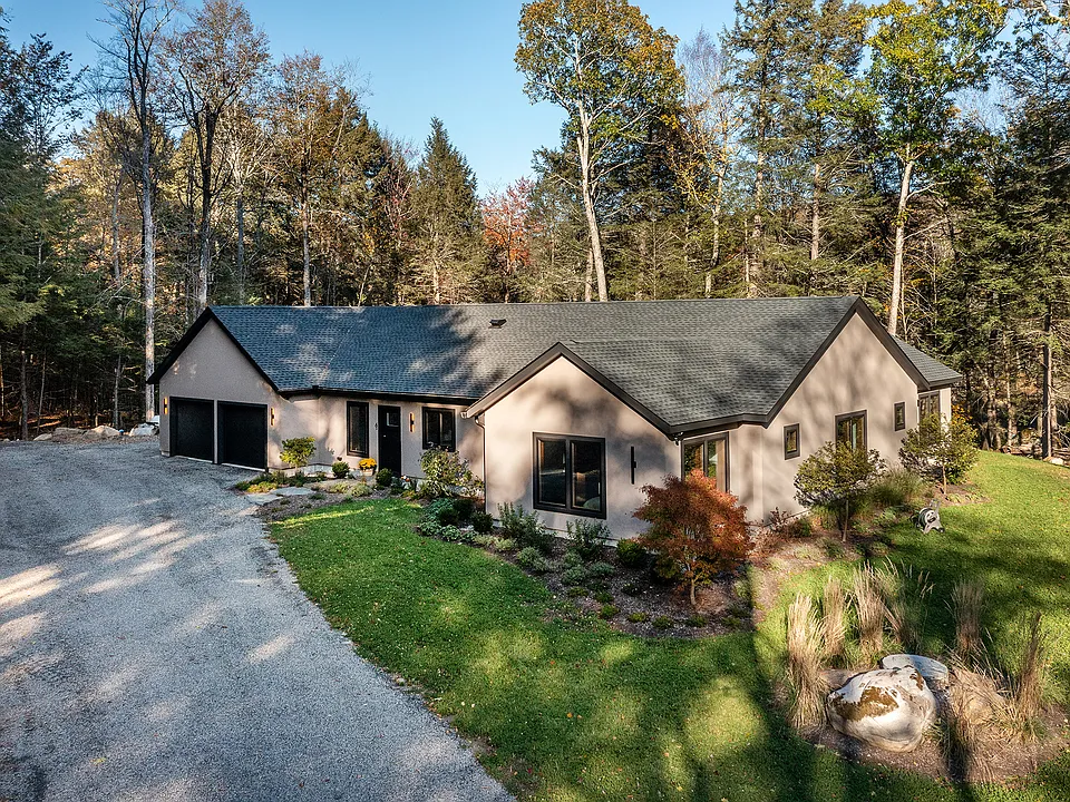 6 Kubish Rd