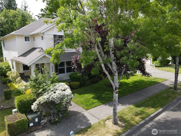 3181 Brown Loop, Dupont, WA 98327