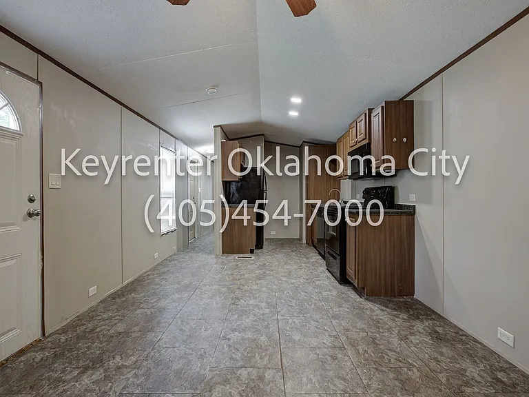 3508 N Douglas Blvd #13 — Photo 7