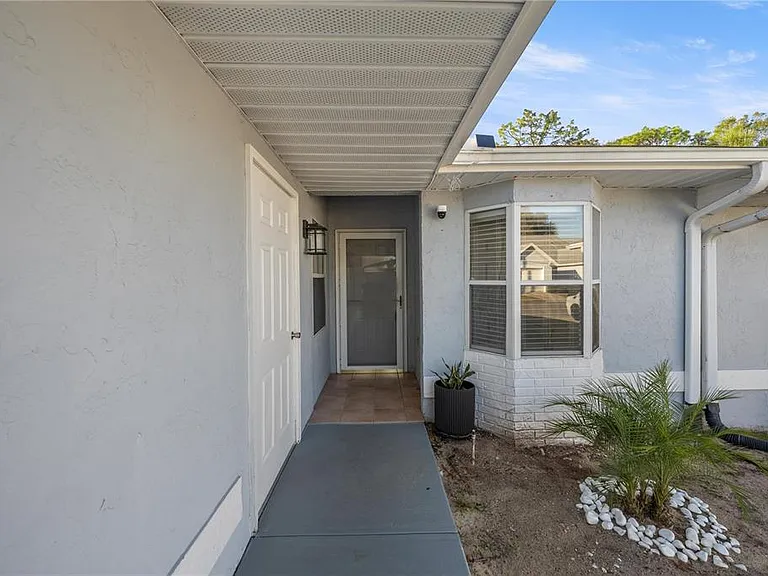 10441 SW 85th Ct — Photo 4