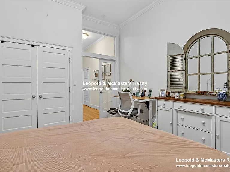 9 Regent Cir #1 — Photo 6