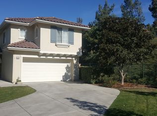 1574 Carriage Cir, Vista, CA 92081
