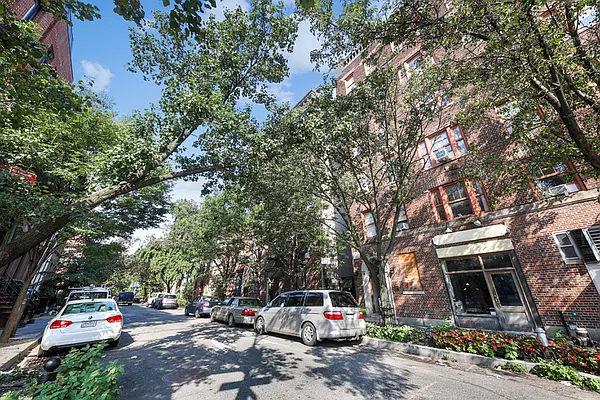 Rented by Cooper & Cooper Real Estate | media 19