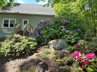 48 Barbara St, Springvale, ME 04083