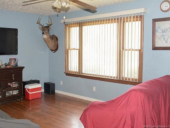 4th image of 2465 Clover Valley Dr NW