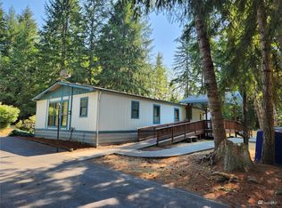 281 Hinch Rd, Castle Rock, WA 98611